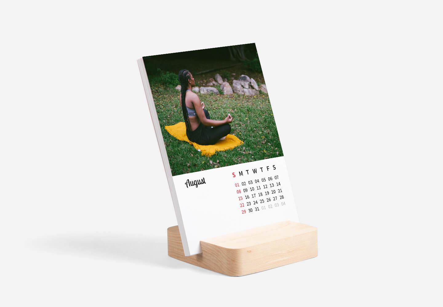desktop easel photo calendars